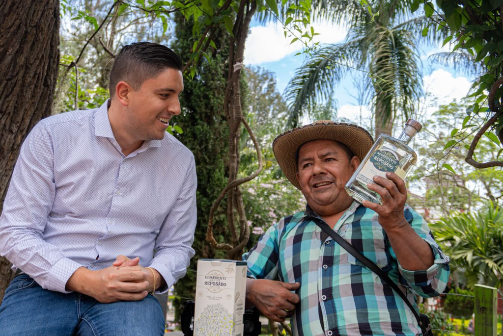 Nicolas Forero Obregòn, Gerente de Nectar e hijo de una familia humilde y pujante