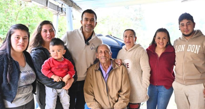 Más de 6.000 familia beneficiadas con gas natural en GRANADA.